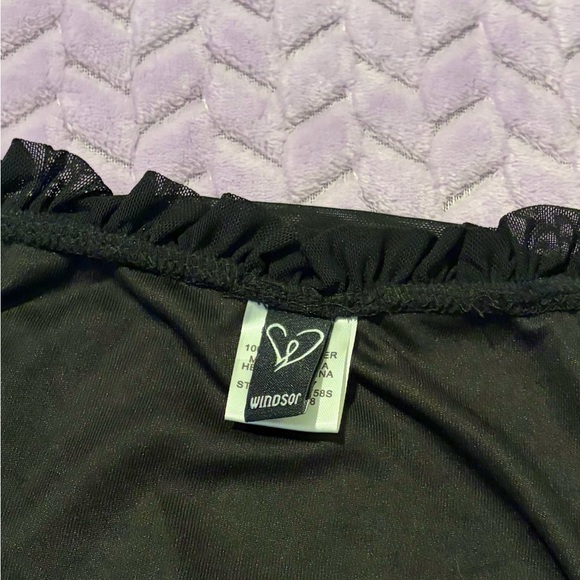 Windsor Black Cinch-Shoulder Corset Top - Picture 3 of 3